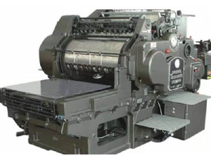 820型全自動(dòng)海德堡圓壓平模切機(jī)、沖不干膠機(jī)